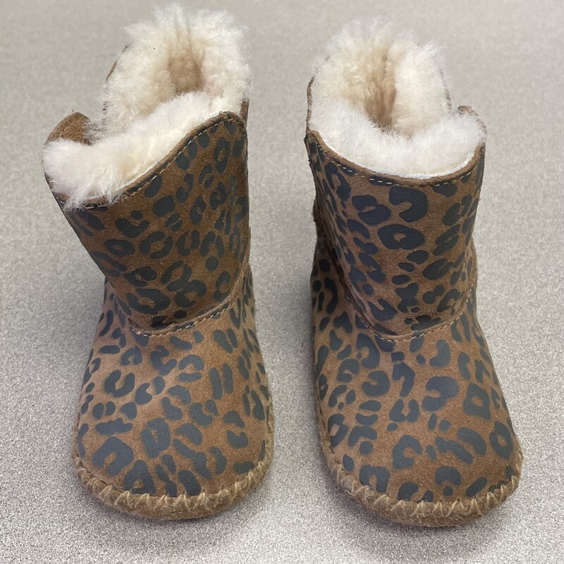 Ugg Winter Boots, Leopard, Size: 2-3T Infant