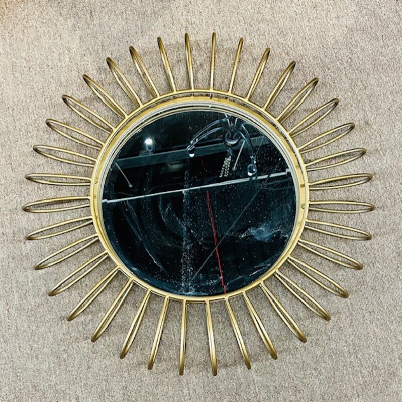 Gold Sun Loop Mirror
Gold Size: 24diameter