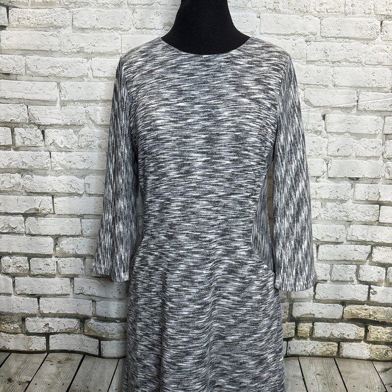 Neesha, Grey Mar, Size: Large