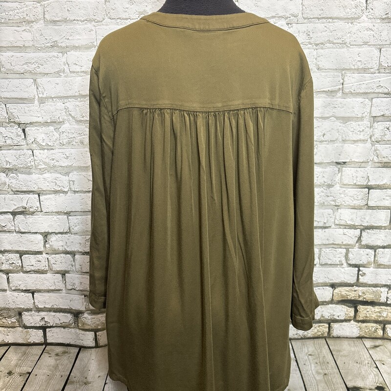 Lisa Rinna, Olive, Size: X-large