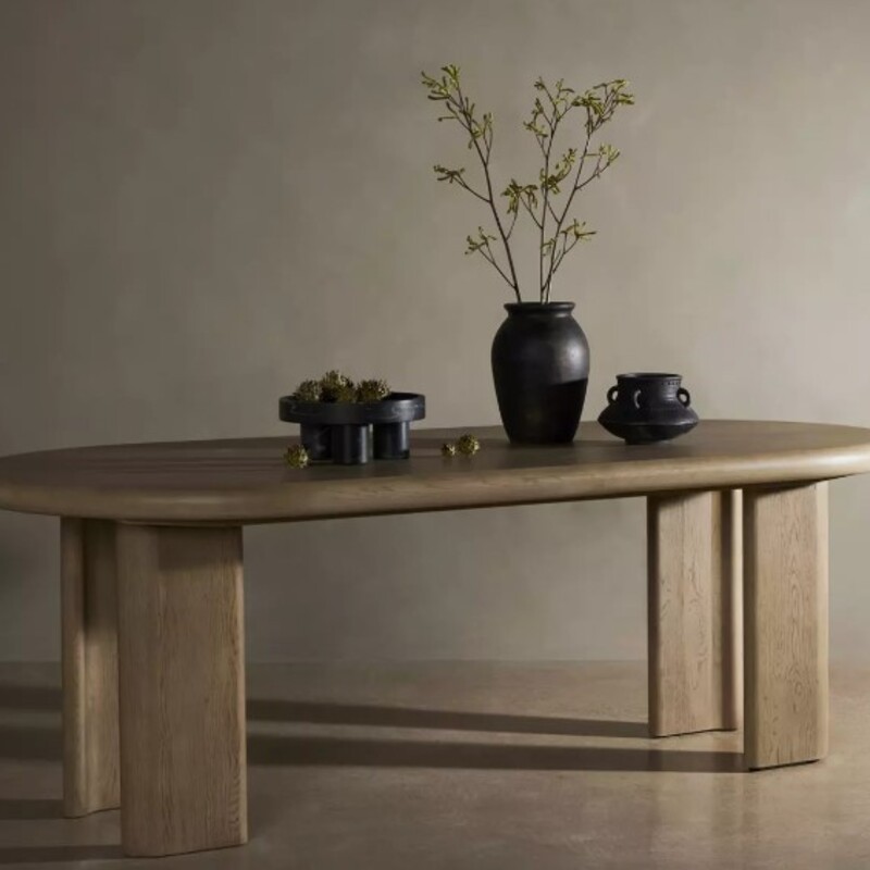 Four Hands Jaylen Extension Dining Table
Light Oak with Rounded Edges
Size: 87 x 42 x 30H
Built in Extension-Expands to 107 Inches Long
NEW
Retail $2500