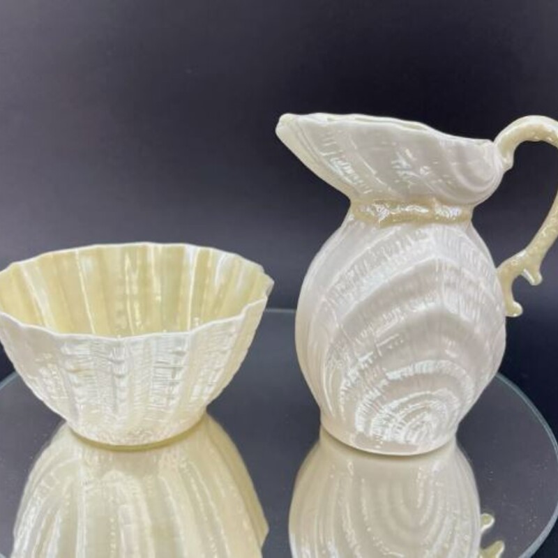 Belleek Luster Shell Cream & Sugar Set
Yellow Cream
Size: 4 x 4H