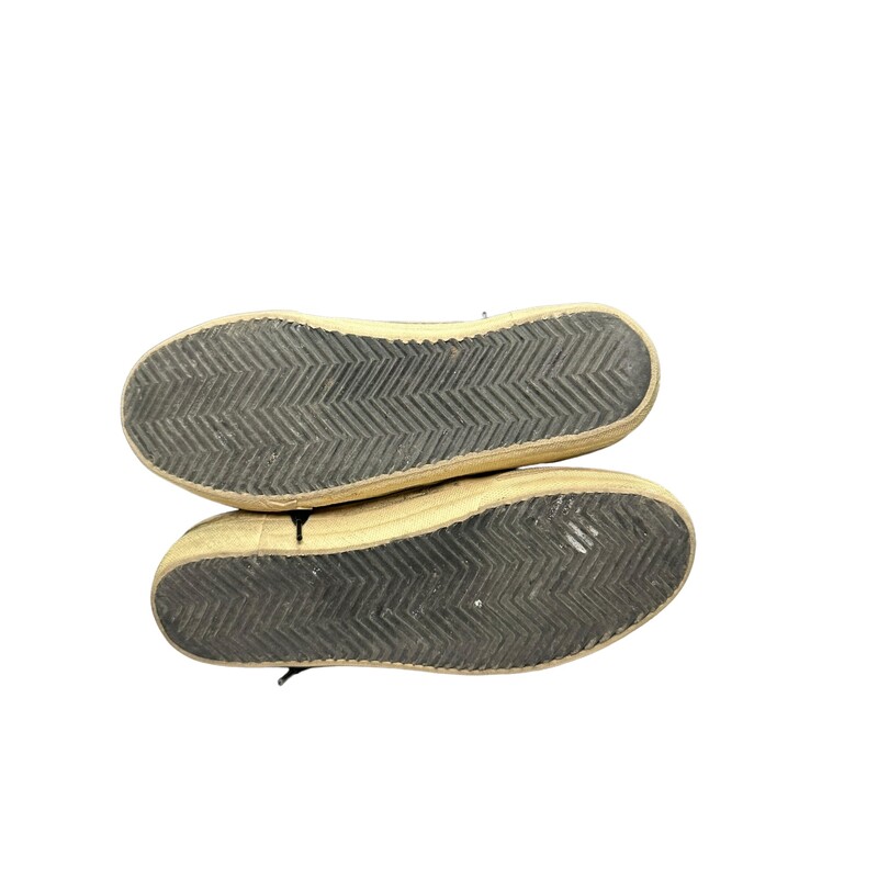 Golden Goose Star Gold Size 36<br />
Some wear on insoles