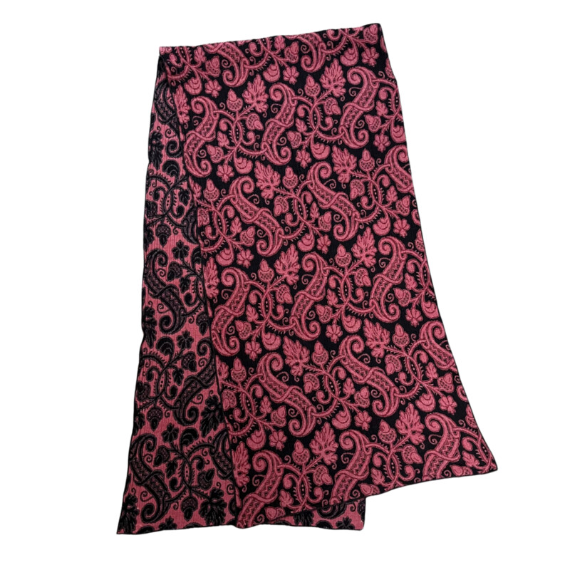 Nuno Orion Scarf<br />
Beautiful Acorn Pattern<br />
So Great for Fall<br />
Burgandy and Black