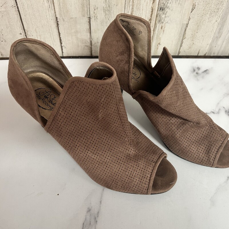 A7 Tan Cut Out Heels