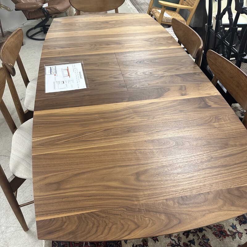 Room & Board `Venture` Dining Room Table. Retails for $2,299!
Size: 60L x 38W (+ 2 18in leaves)