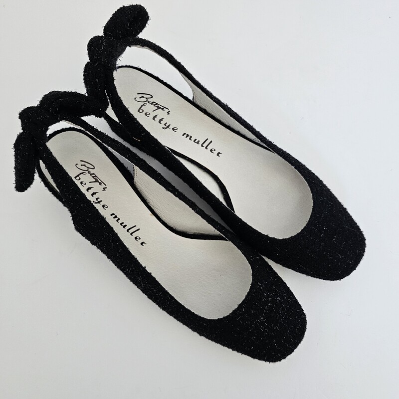 Bettye Muller $170, Black, Size: 8.5/BOX