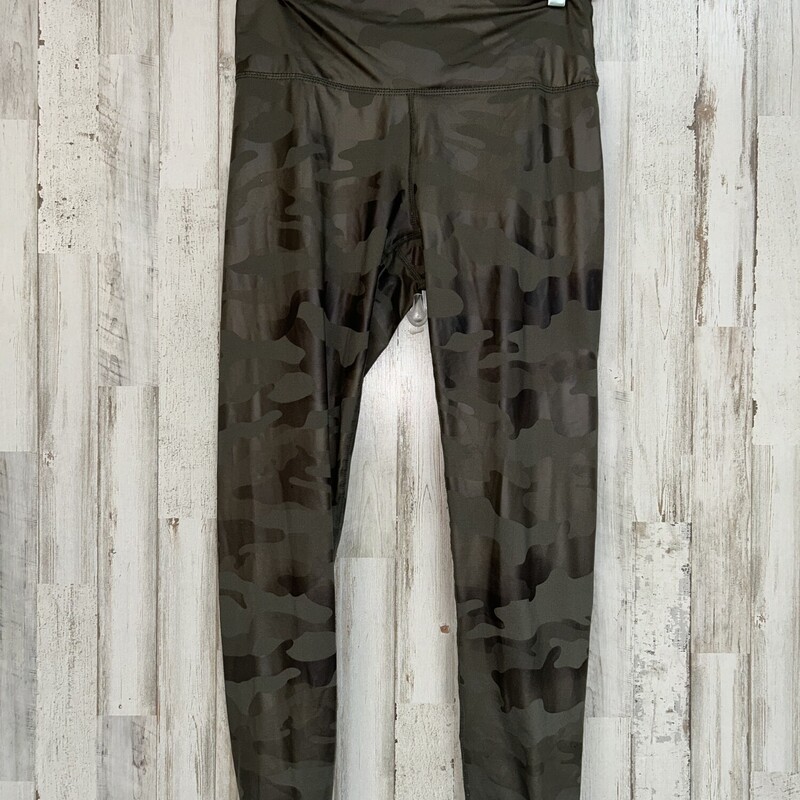 M Green Camo Leggings