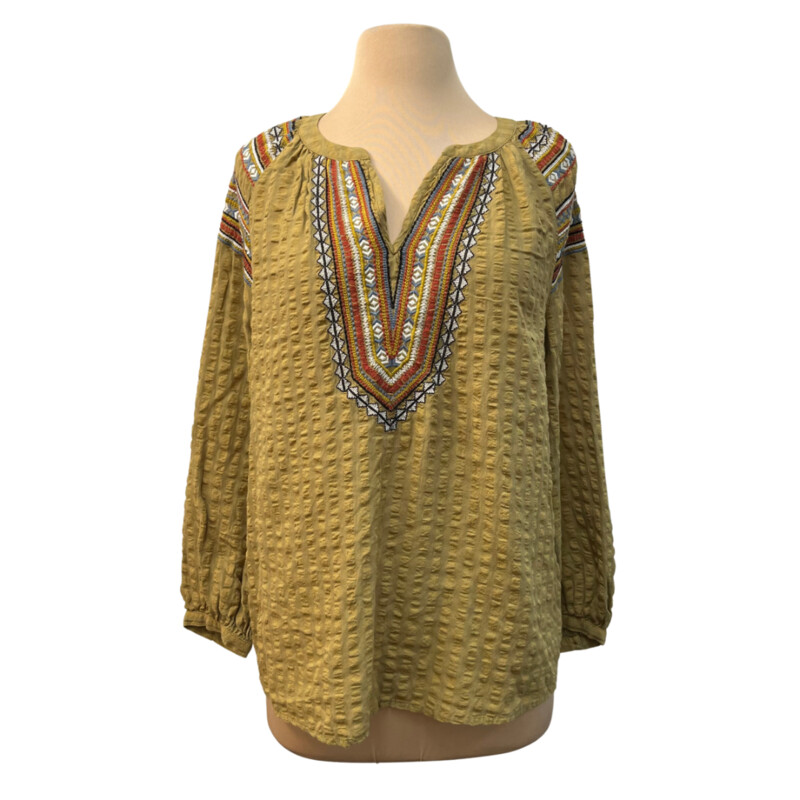 Rachel Zoe Boho Top<br />
Embroidered Detail<br />
Seersucker Material<br />
Color: Dijon<br />
Size: Medium