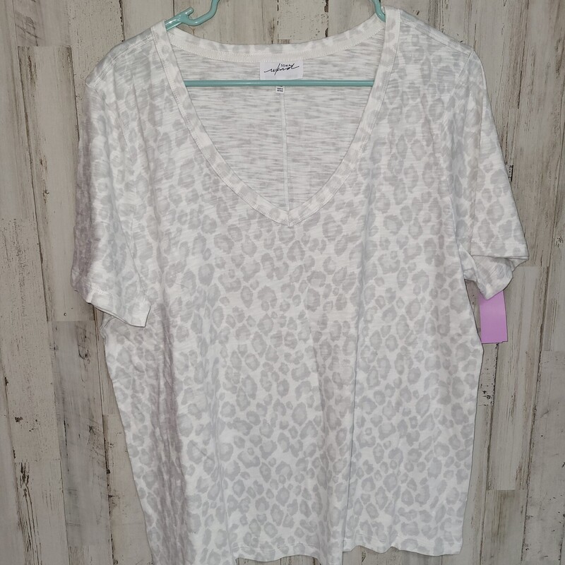 XL White Leopard Tee