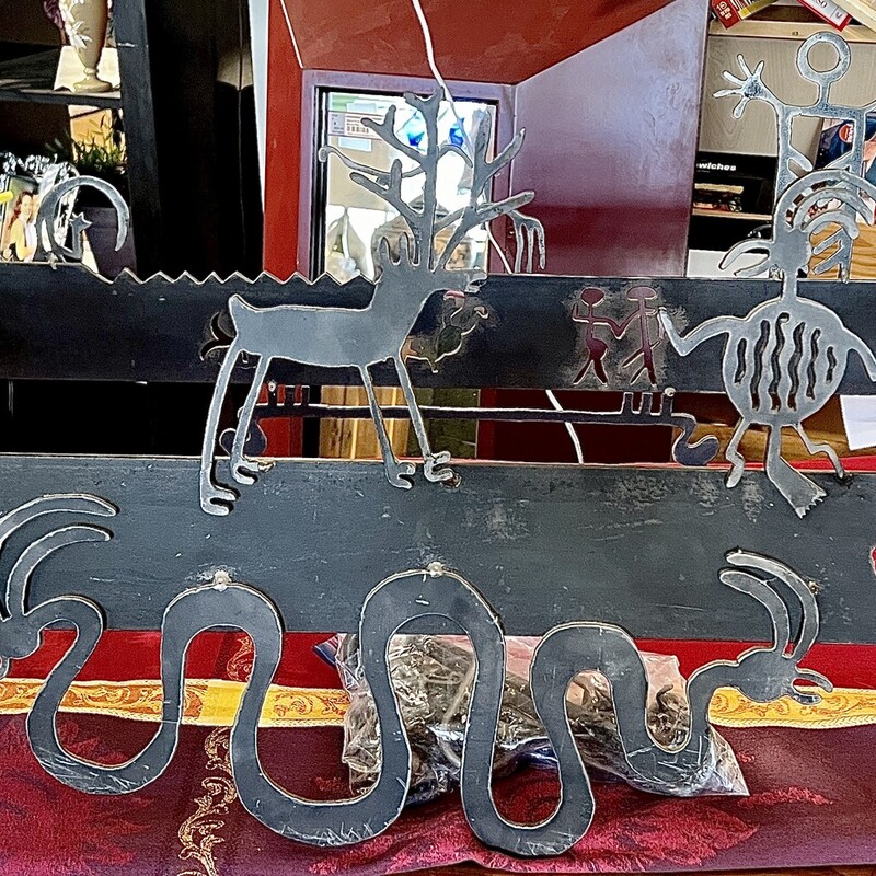 Iron Pot Rack Animals,
Size: 20x36x17