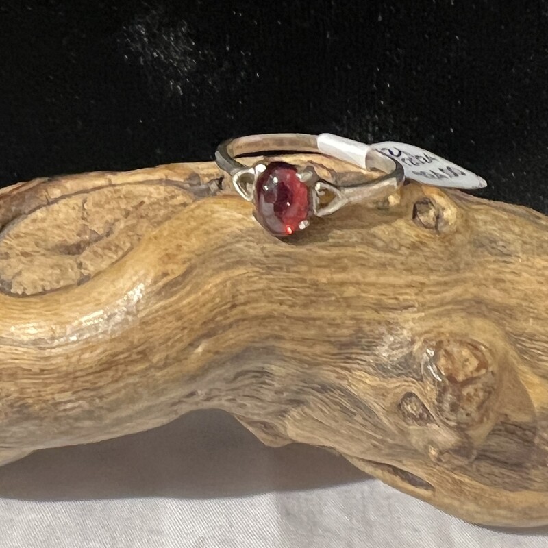 Sterling red stone ring