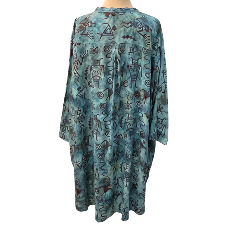 Betty Lous Tunic Top<br />
Batik Hieroglyph Print<br />
Roll-Tab Sleeve<br />
Hi-Lo<br />
Color: Blues, Teal, Aqua, Brown, and Ocean<br />
Size: L/XL<br />
100% Rayon