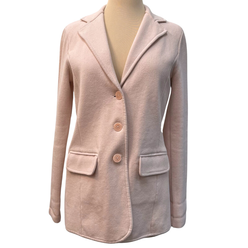 Ralph Lauren Knit Cadby Classic Blazer<br />
This knit blazer by Ralph Lauren features long sleeves, lapels, and two front faux pockets for a seamless fit.<br />
Knit is structured but stretchy/cozy.<br />
Color: Blush Pink<br />
Size: Medium