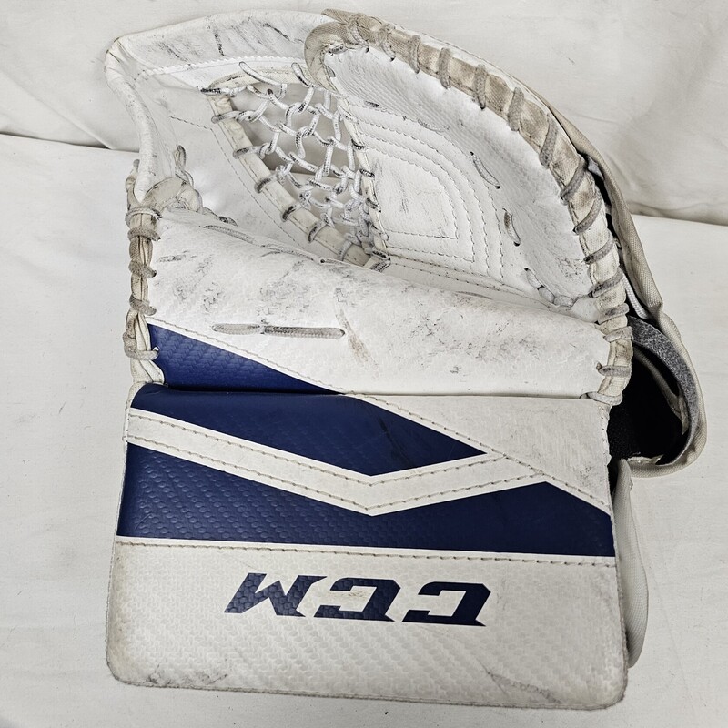 CCM YFlex Glove