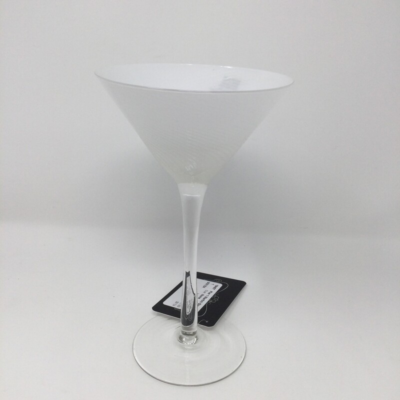 Pier 1 Martini Glass
Mouth Blown
White Spiral Luster