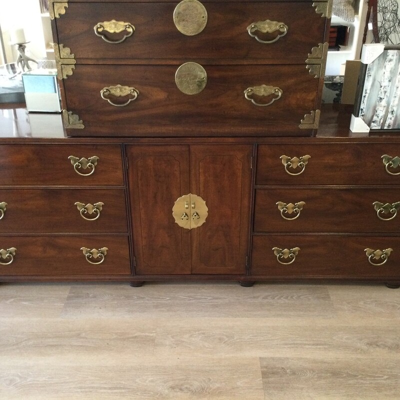 Dresser/Sideboard
Henderson
Beautifully crafted solid wood dresser / sideboard with detailed oriental style brass accents
Pristine Condition
30in x 80 in