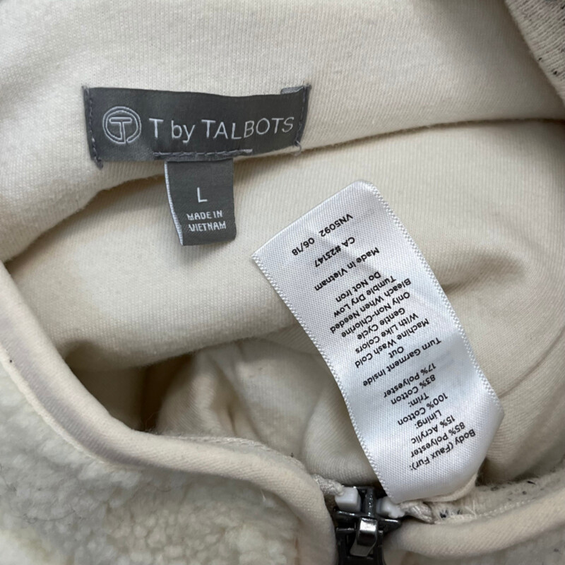 Talbots Faux Sherpa Zip Vest<br />
Has Sweater Knit Pockets<br />
Cream, and Gray Speckles<br />
Size: Large