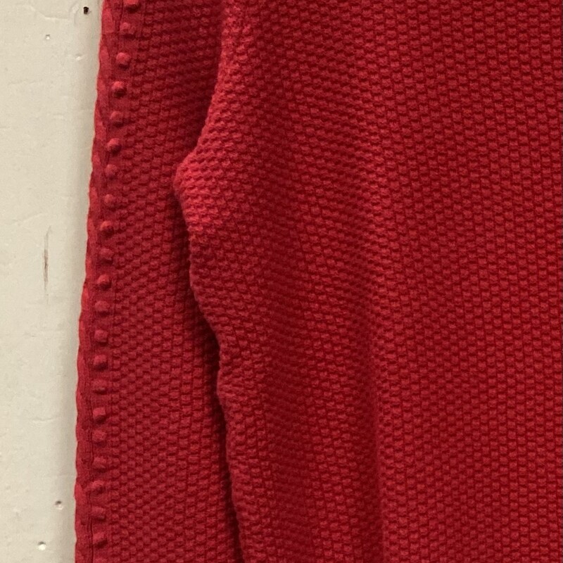 Rd Scallop Nbby Sweater<br />
Red<br />
Size: Medium