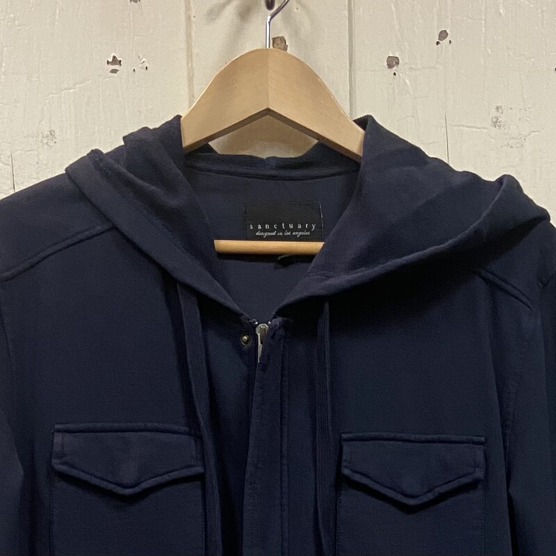 Nvy Bll Slve Zip Jacket<br />
Navy<br />
Size: S/M