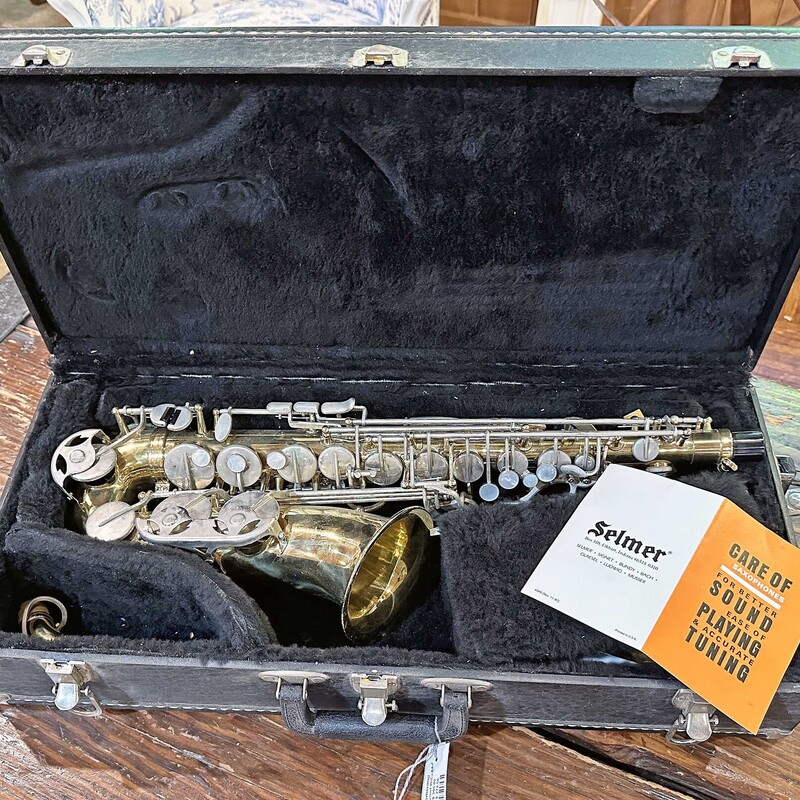 Selmer Alto Saxophone W/C