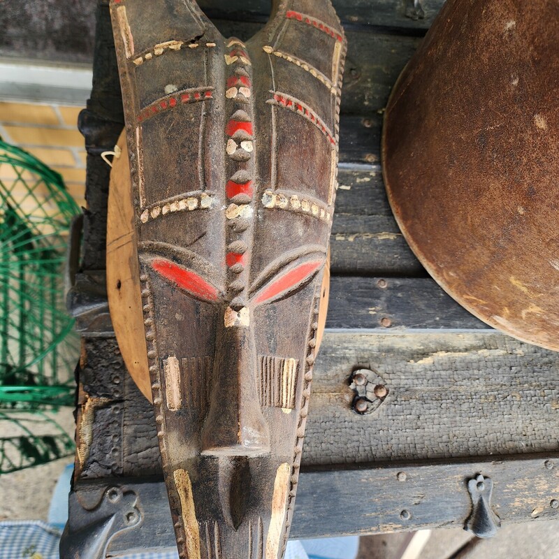 Vtg Carved Tribal Mask, Wood, Size: 19 In