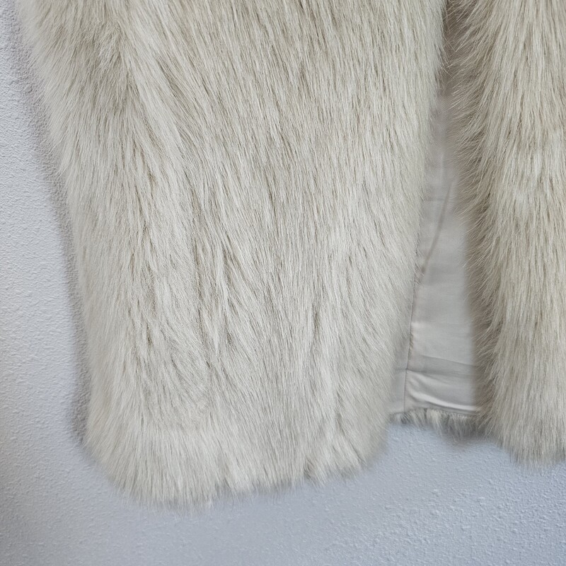 Club Monaco Faux Fur, Creme, Size: Medium