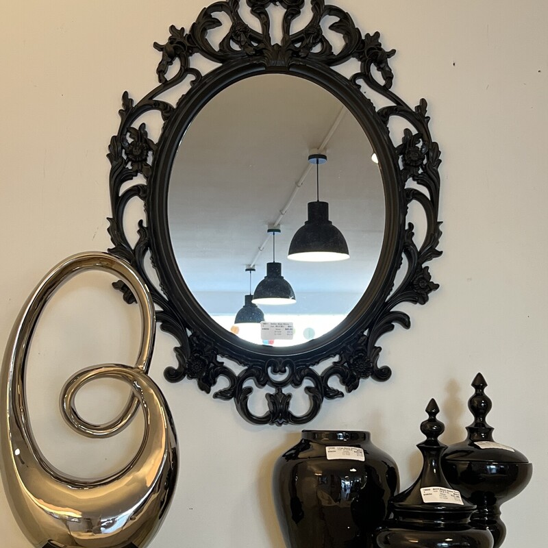 Gothic Style Mirror,
Black,
Size: 33 X 23 In