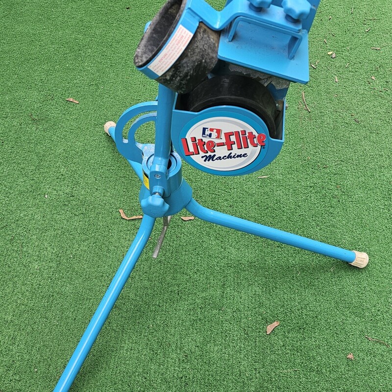 Jugs Pitching Machine