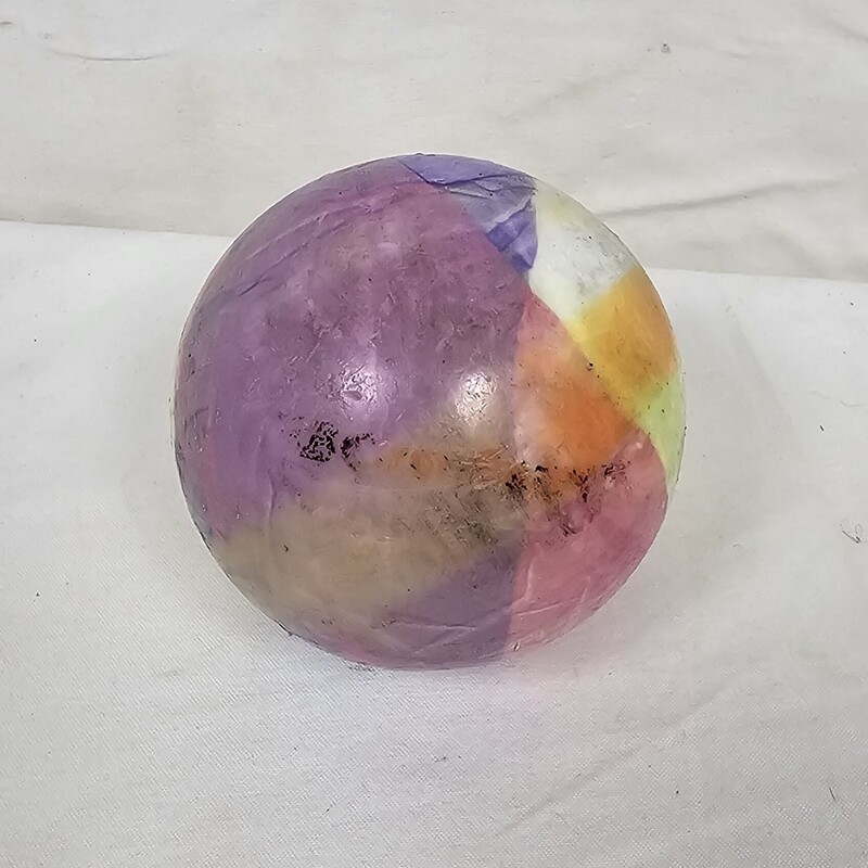 CranBarry Ball Field Hockey Ball
Multi-Colored
pre-owned