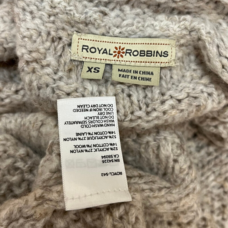 Royal Robbins Tie Cardigan
Picot Knitted
Wool Blend
Color: Oatmeal
Size: XSmall