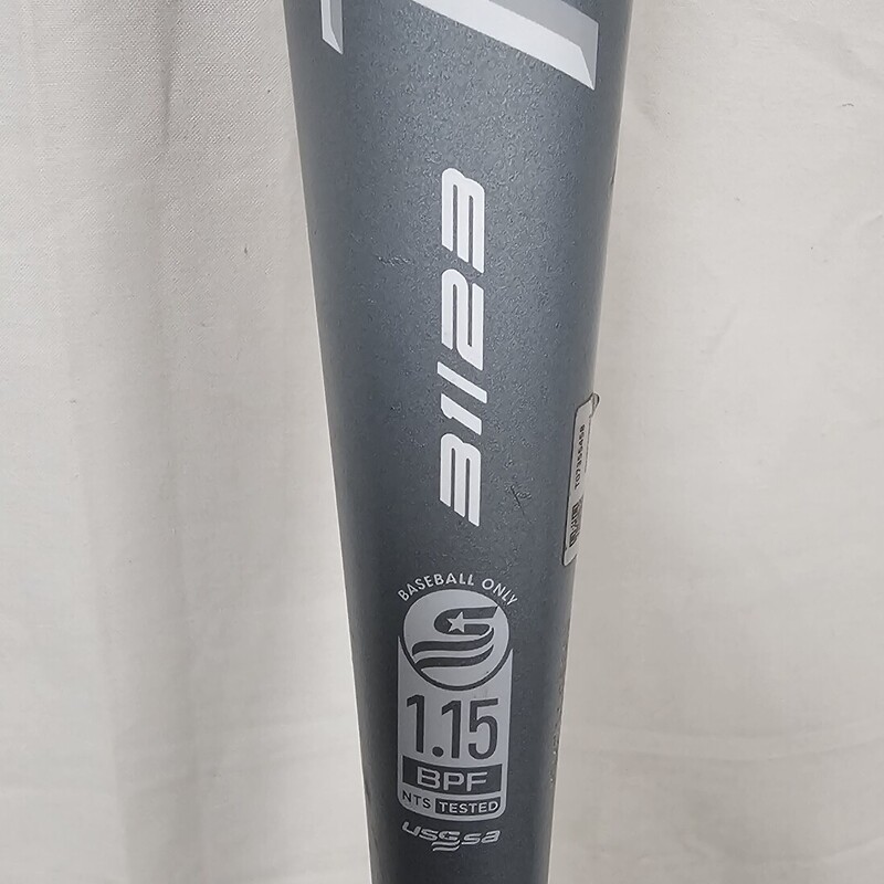 Marucci Cat9 Limited<br />
AZR Alloy<br />
Drop 8 (-8)<br />
2-3/4in barrel<br />
USSSA Certified, 1.15 BPF, NTS tested<br />
Senior League Bat<br />
Size: 31in 23oz