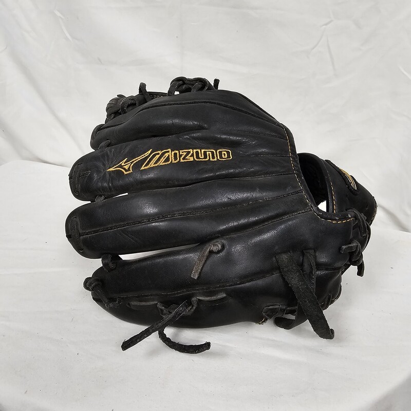 Mizuno MVP Prime Baseball Glove<br />
Right Hand Throw<br />
Size: 11.25in.<br />
pre-owned & broken in!