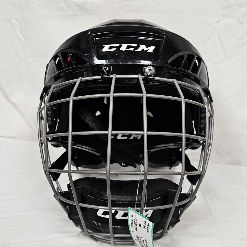 CCM 50 Hockey Helmet Combo<br />
Black<br />
Size: S<br />
Pre-owned<br />
Certified through December 2027