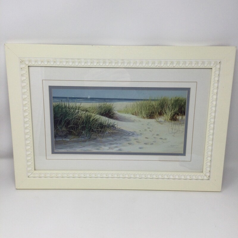 Framed Beach Line
By Jacqueline Penny