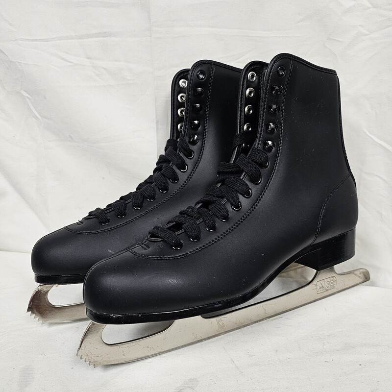 American Figure Skates
Black
Mens Size: 9
Like New