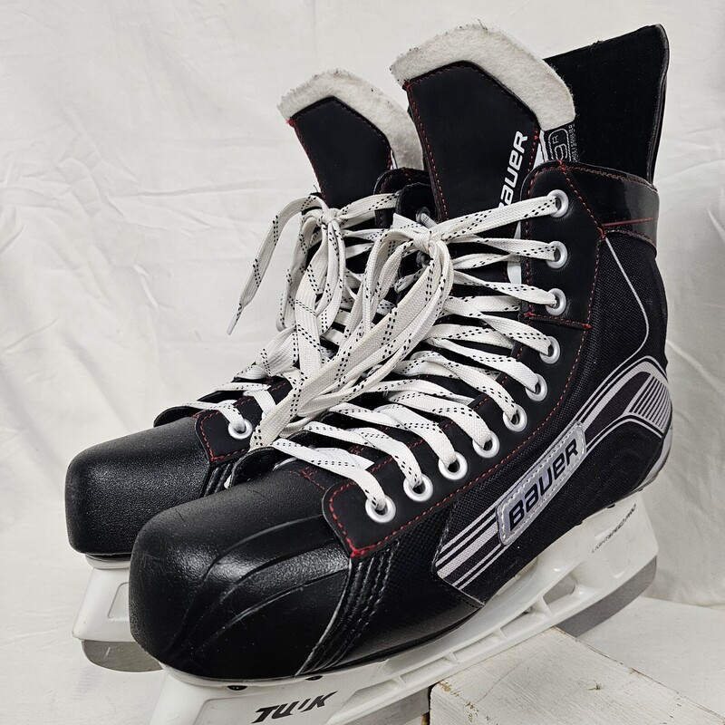 Bauer Vapor X300 Senior Hockey Skates
Skate Size: 9
Shoe Size: 10.5
Pre-owned in barely used condition