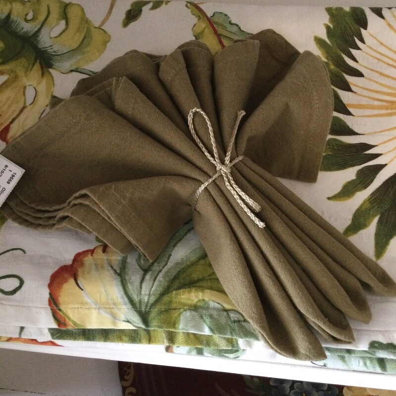 Olive Cotton Napkins,
Green,
Size: 16 X 16 In