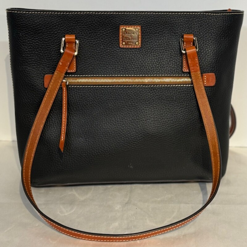 Dooney & Bourke Shopper Handbag
Black Brown
Size: 13x10H