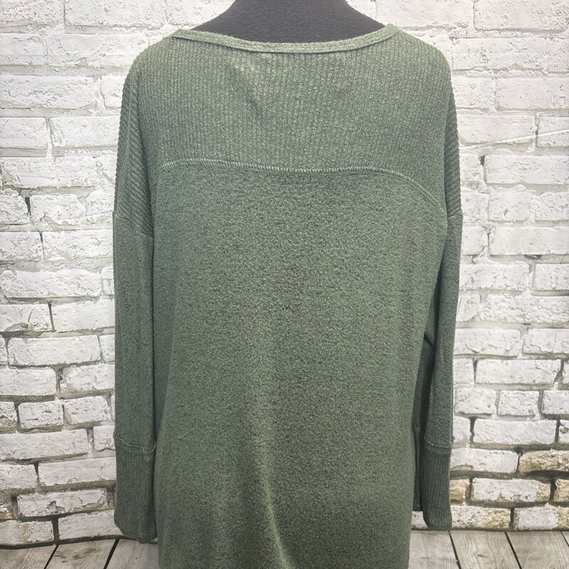 T J O, Green, Size: Small