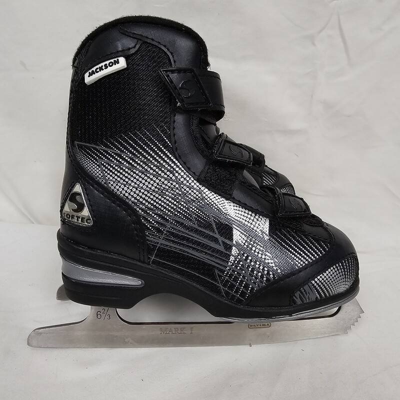 Jackson Softec Tri-Grip Figure Skates<br />
Black<br />
Size: Y10<br />
Like New