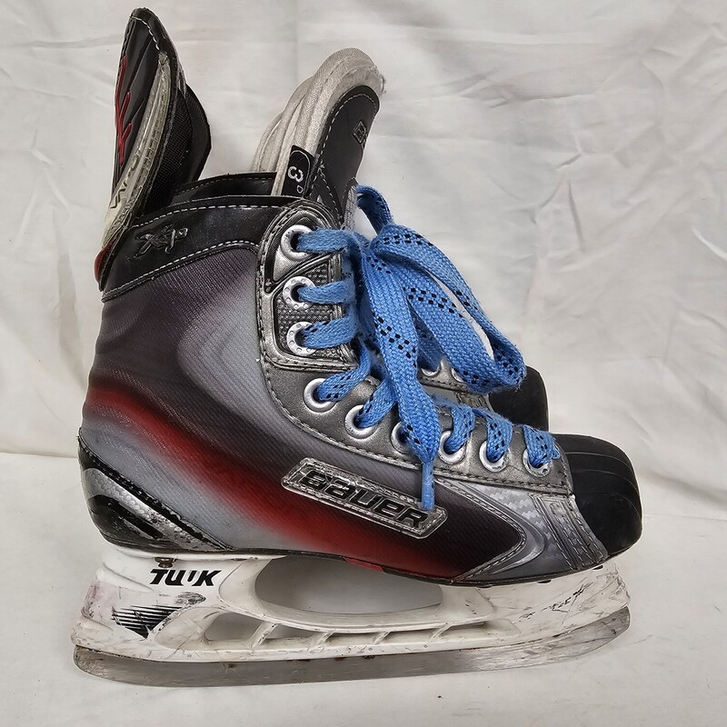 Bauer Vapor X7.0 Hockey Skates
Size: 3
Pre-owned
MSRP $349.99