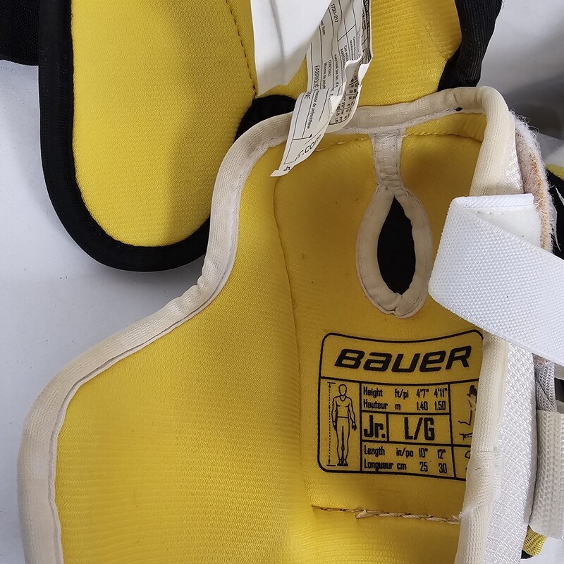 Bauer Supreme One40 Hockey Elbow Pads<br />
Size: Jr L<br />
Pre-owned