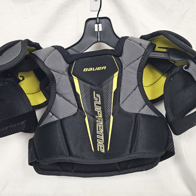 Bauer Supreme 1S Youth Hockey Shoulder Pads<br />
Size: Yth L<br />
Pre-owned