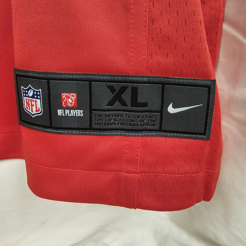 New England Patriots 10 Mac Jones Jersey<br />
Red<br />
Size: XL<br />
New out of package