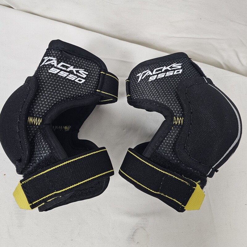 CCM Tacks 9550 Hockey Elbow Pads, Size: Yth M, pre-owned