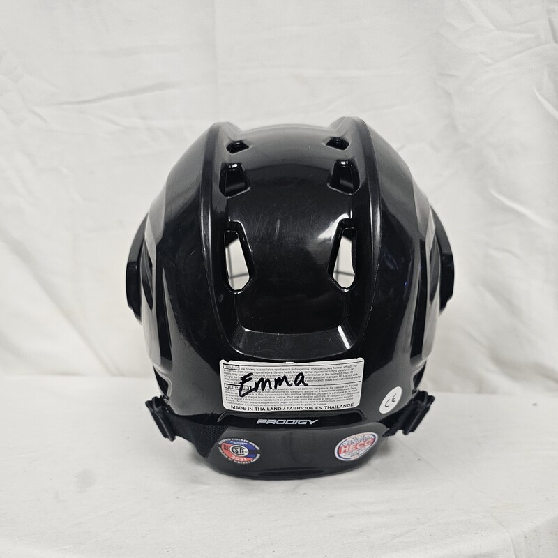 Bauer Prodigy Hockey Helmet Combo<br />
Black<br />
Size: Youth<br />
Certified through December 2028<br />
Pre-owned