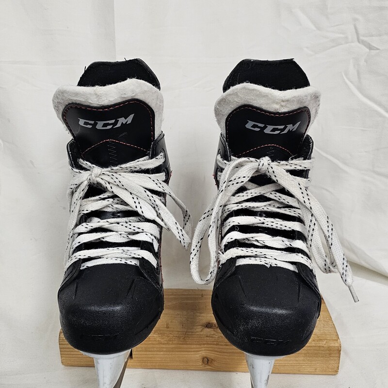 CCM Jetspeed FT340 Hockey Skates
Size: Y11
Youth
Pre-owned