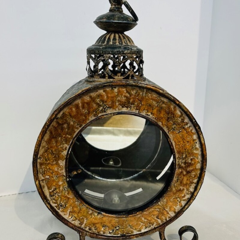 Metal Round Footed Tealight
Brown Grey
Size: 8x13H