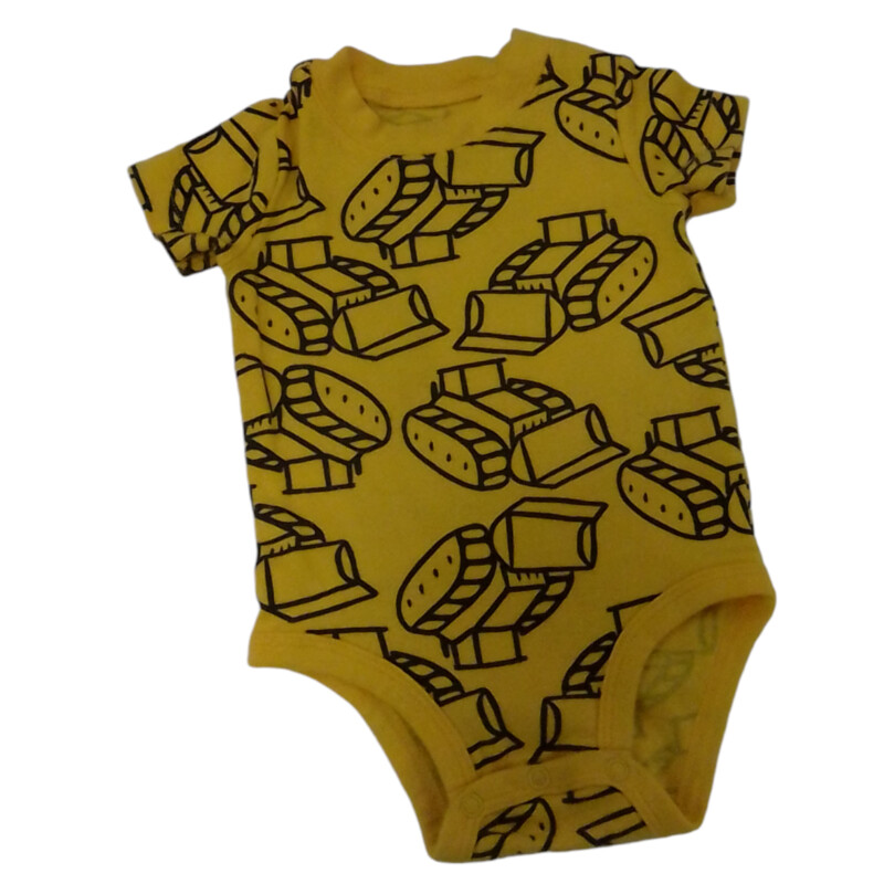 Onesie (Yellow/Tractors), Boy, Size: 12m

Located at Pipsqueak Resale Boutique inside the Vancouver Mall, Suite 230, (upstairs between Round 1 and Golds Gym) or online at:

#resalerocks #pipsqueakresale #vancouverwa #portland #reusereducerecycle #fashiononabudget #chooseused #consignment #savemoney #shoplocal #weship #keepusopen #shoplocalonline #resale #resaleboutique #mommyandme #minime #fashion #reseller

All items are photographed prior to being steamed. Cross posted, items are located at #PipsqueakResaleBoutique, payments accepted: cash, paypal & credit cards. Any flaws will be described in the comments. More pictures available with link above. Local pick up available at the #VancouverMall, tax will be added (not included in price), shipping available (not included in price, *Clothing, shoes, books & DVDs for $6.99; please contact regarding shipment of toys or other larger items), item can be placed on hold with communication, message with any questions. Join Pipsqueak Resale - Online to see all the new items! Follow us on IG @pipsqueakresale & Thanks for looking! Due to the nature of consignment, any known flaws will be described; ALL SHIPPED SALES ARE FINAL. All items are currently located inside Pipsqueak Resale Boutique as a store front items purchased on location before items are prepared for shipment will be refunded.